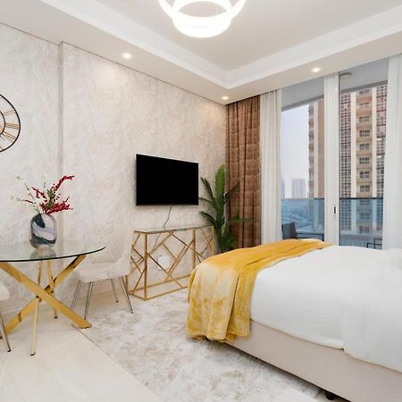 Exclusive Globalstay Apartments In Business Bay Free Parking & More! Dubai Esterno foto