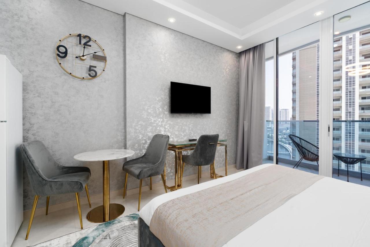 Exclusive Globalstay Apartments In Business Bay Free Parking & More! Dubai Esterno foto